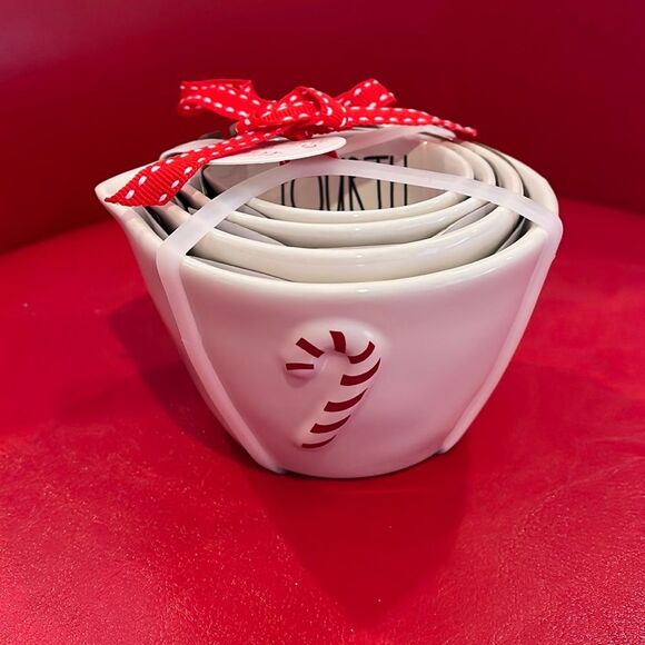 Rae Dunn Other - NWT Rae Dunn candy cane measuring cups